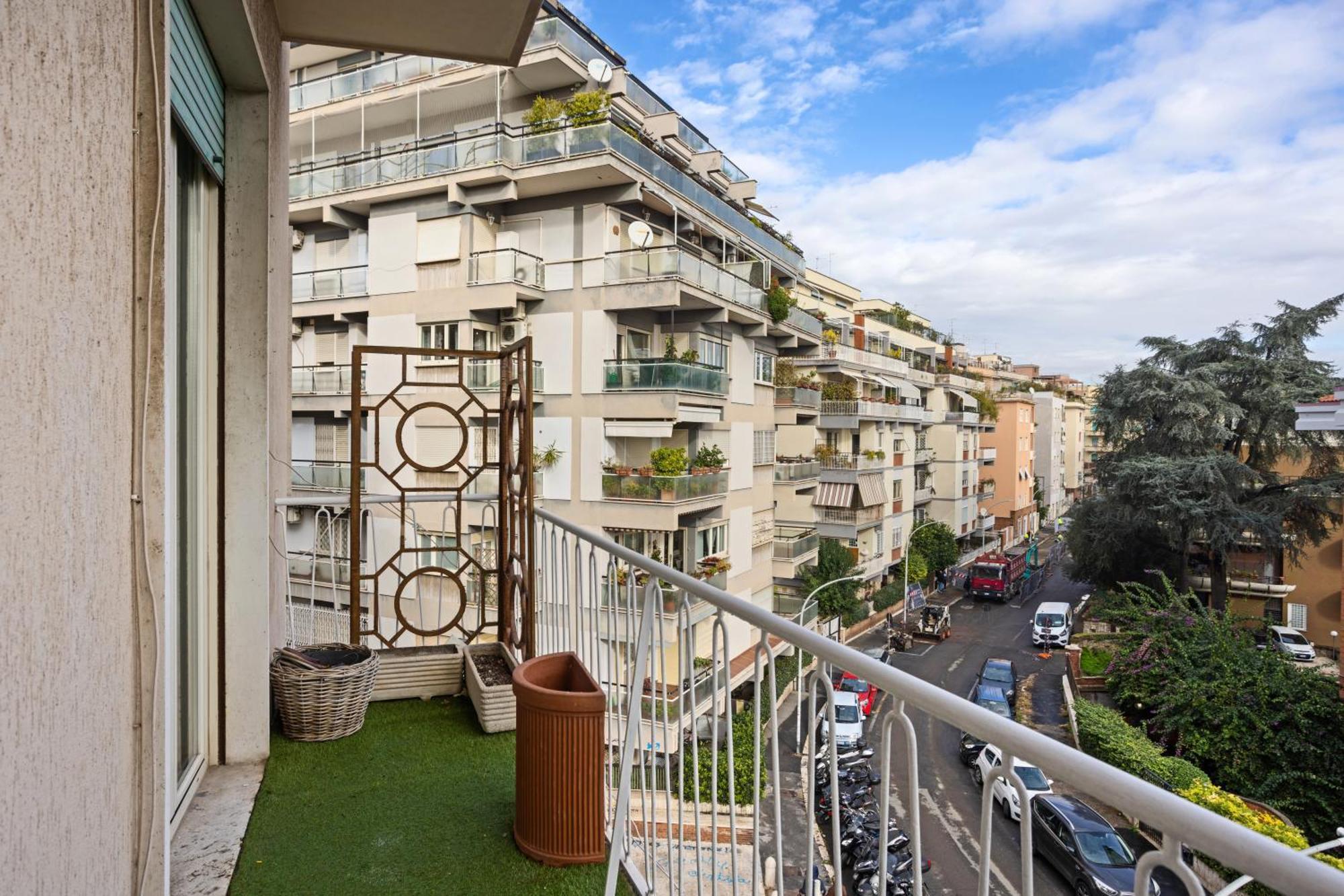 Maison G - New Design With Balcony Appartement